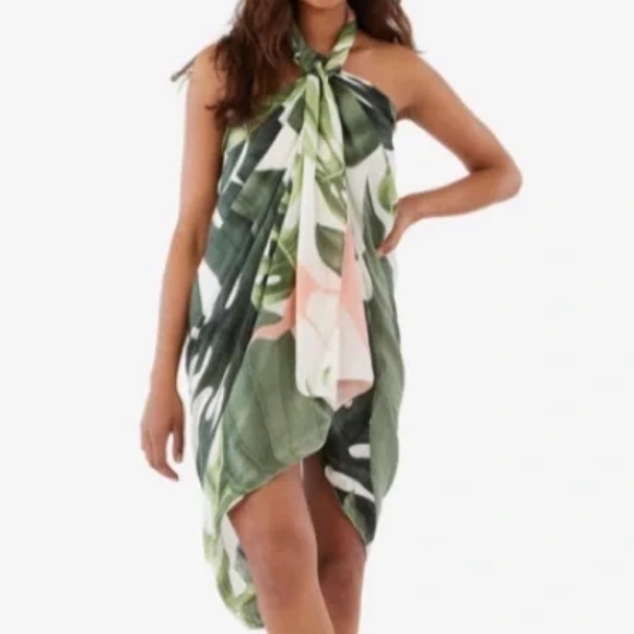 Virginia Wolf Multi Wear Wrap - Picture 4 of 15